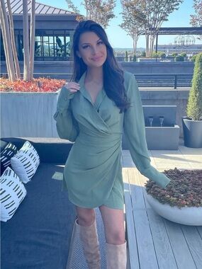 Hazel & Olive Medium Sage Green Long-Sleeve Wrap Dress
